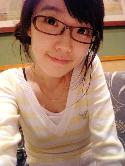 ผลการค้นหารูปภาพสำหรับ ผู้หญิงใส่แว่นสายตา น่ารักๆ