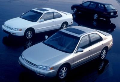 Nissan cefiro vs toyota camry #9