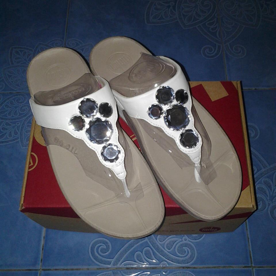 fitflop online pantip